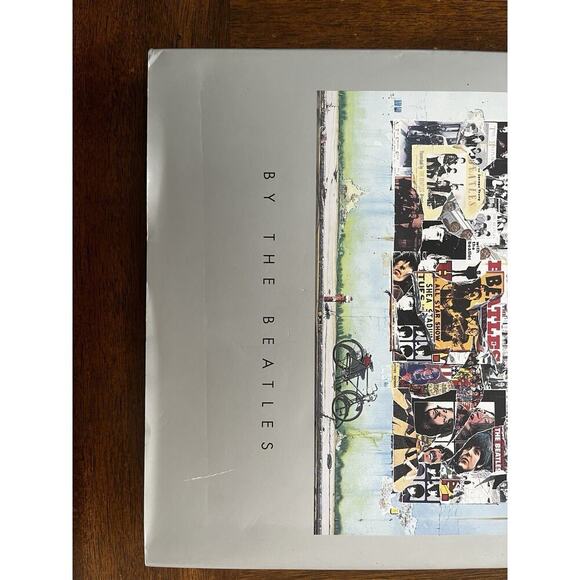 The Beatles Anthology BY THE BEATLES Illustrated Hardcover Book 1st Edition 2000 - Picture 8 of 9
